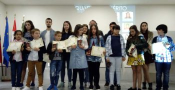 received_1821037611272427